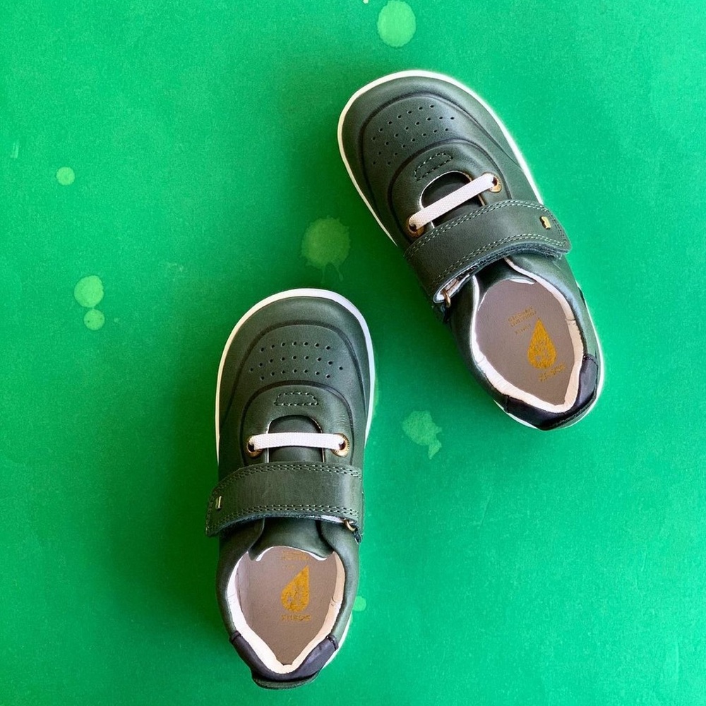 Bobux Ryder Sneakers in Forest green RARE